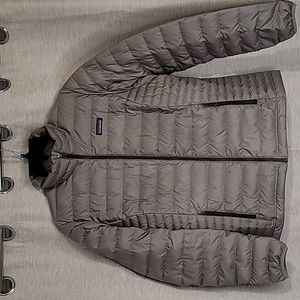 Women's Large Gray Patagonia Puffer Down Sweater Fall 2015 Model.